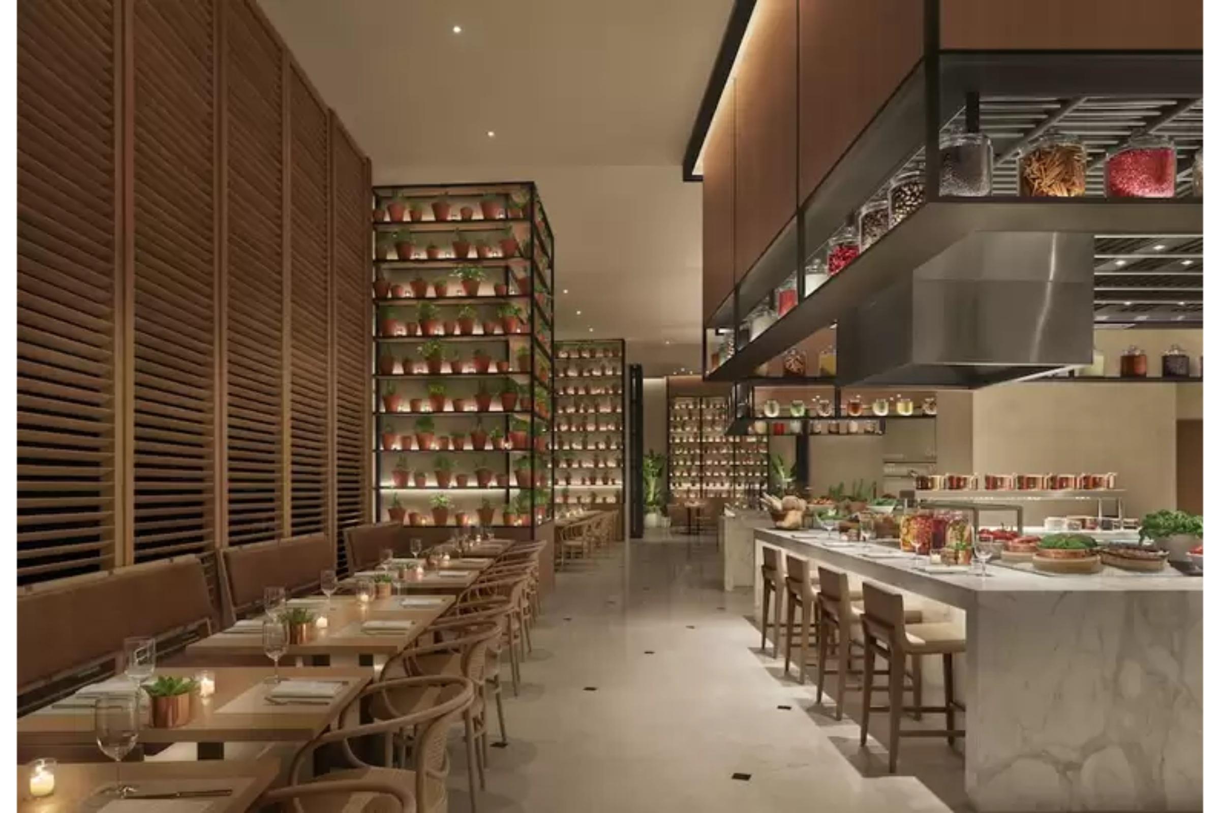 The Abu Dhabi Edition Ngoại thất bức ảnh The interior of the restaurant