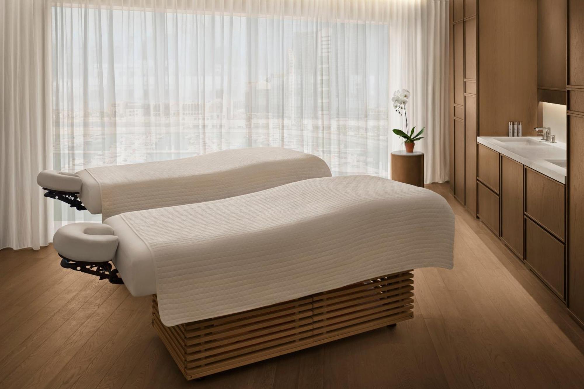 The Abu Dhabi Edition Ngoại thất bức ảnh Treatment room at The Spa at The Standard London