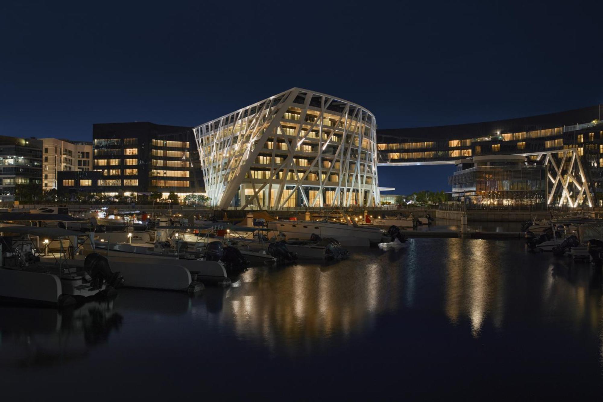 The Abu Dhabi Edition Ngoại thất bức ảnh The Crystal, Copenhagen